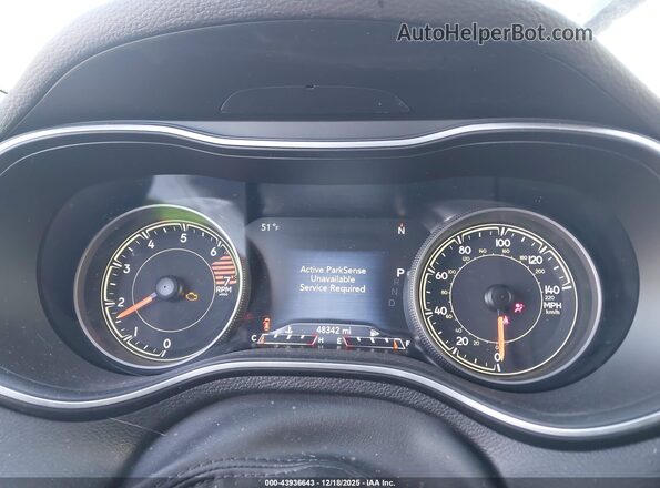 1C4PJMMB0PD106949 2023 JEEP CHEROKEE Черный Вид задних сидений