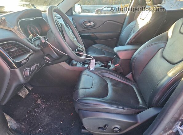 1C4PJMMB0PD109673 2023 JEEP CHEROKEE Gray Front interior view