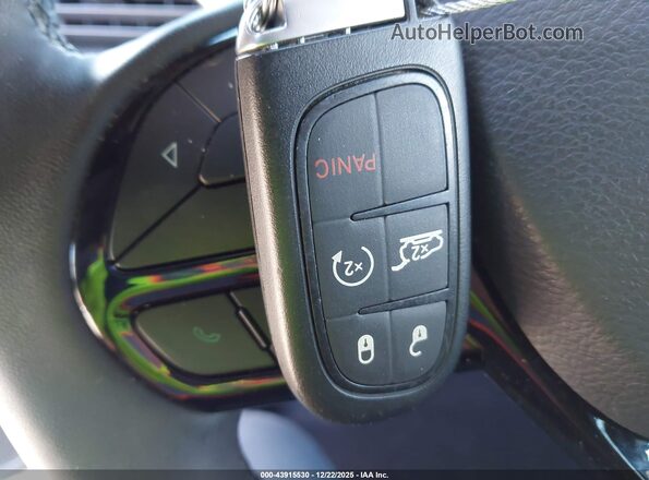 1C4PJMMB2PD106869 2023 JEEP CHEROKEE Blue Вид панелі приладів