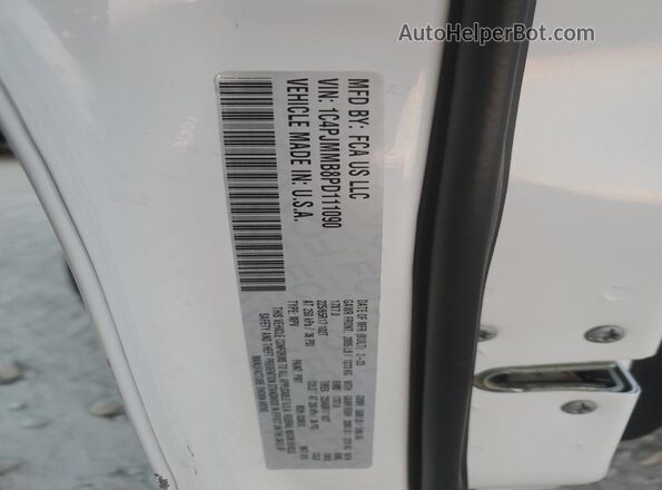1C4PJMMB8PD111090 2023 JEEP CHEROKEE White Widok naklejki z numerem VIN
