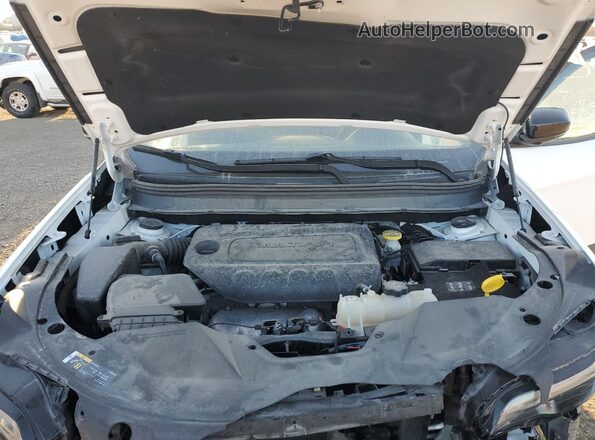 1C4PJMMB9PD102088 2023 JEEP CHEROKEE White Widok komory silnika