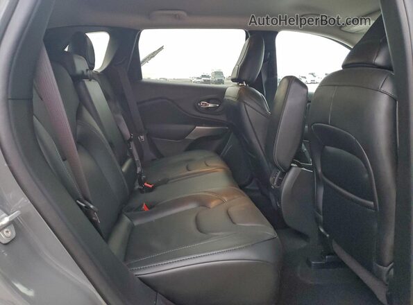 1C4PJMMX5MD222414 2021 JEEP CHEROKEE Gray Widok tylnych siedzeń