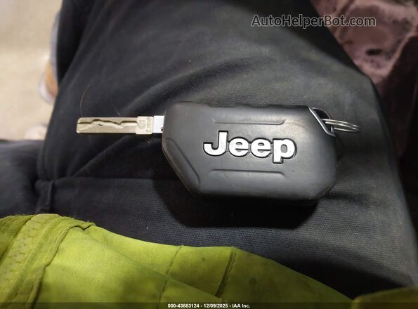 1C4PJXDG0RW313670 2024 JEEP WRANGLER Бирюзовый Вид панели приборов