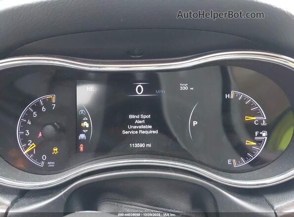 1C4RJEBGXJC228275 2018 JEEP GRAND CHEROKEE Черный Вид задних сидений