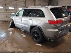 2017 Jeep Grand Cherokee Laredo 4x4 Серебряный vin: 1C4RJFAG7HC610362