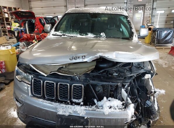 1C4RJFAG7HC610362 2017 JEEP GRAND CHEROKEE Серебряный Вид щитка приборов