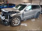 2017 Jeep Grand Cherokee Laredo 4x4 Серебряный vin: 1C4RJFAG7HC610362