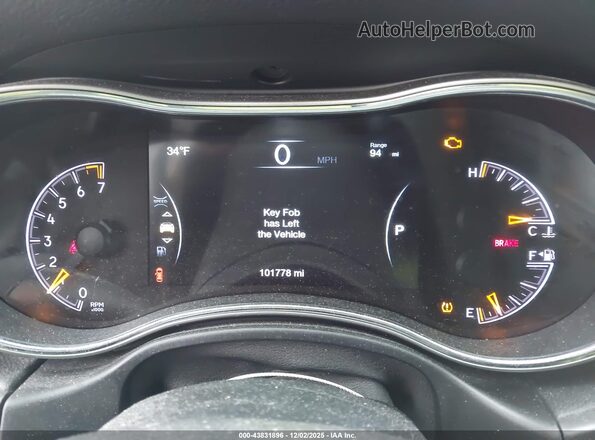 1C4RJFAG9HC714643 2017 JEEP GRAND CHEROKEE Серебряный Вид задних сидений