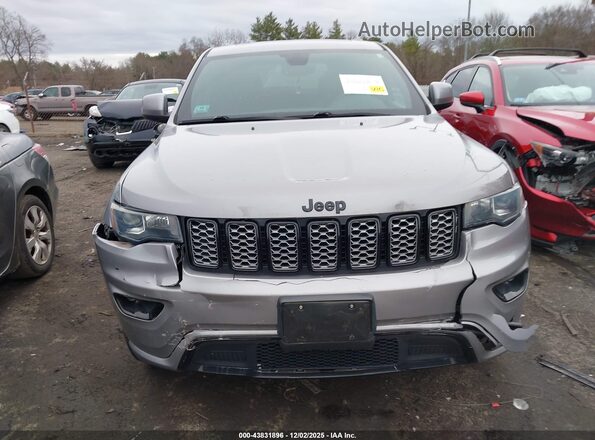 1C4RJFAG9HC714643 2017 JEEP GRAND CHEROKEE Серебряный Вид щитка приборов
