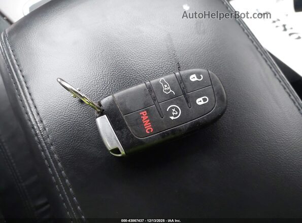 1C4RJFBG2LC425952 2020 JEEP GRAND CHEROKEE Серый Вид панели приборов