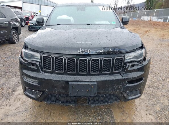 1C4RJFCG5JC203448 2018 JEEP GRAND CHEROKEE Черный Вид задней части салона