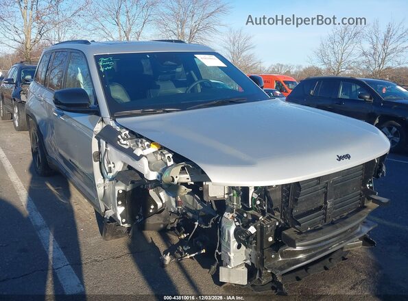 1C4RJHAG2SC329220 2025 JEEP GRAND CHEROKEE Серебряный Передняя правая четверть