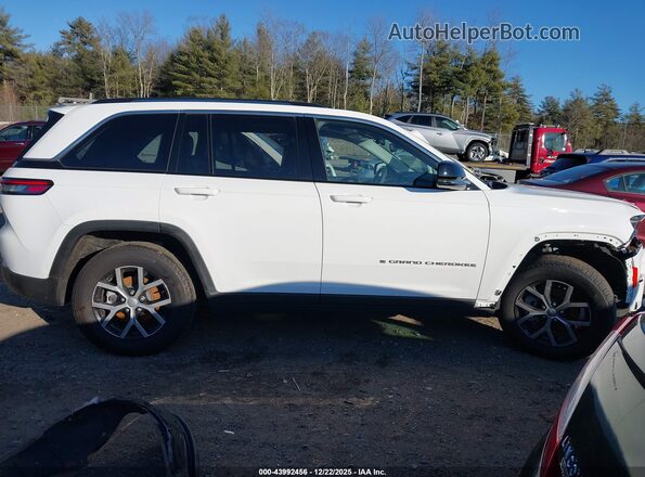 1C4RJHBG7PC643306 2023 JEEP GRAND CHEROKEE Белый Вид задней части салона