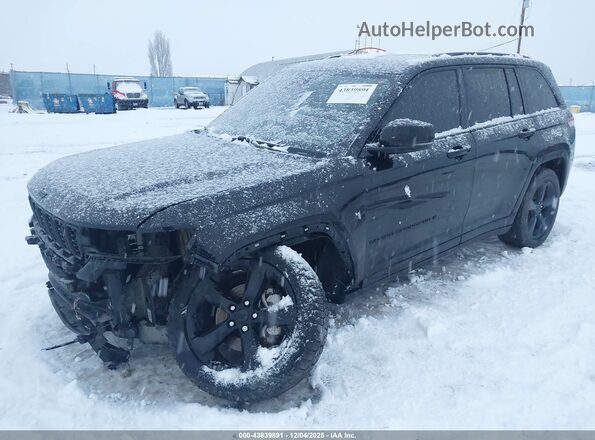 1C4RJHBGXPC517909 2023 JEEP GRAND CHEROKEE Черный Передняя левая четверть