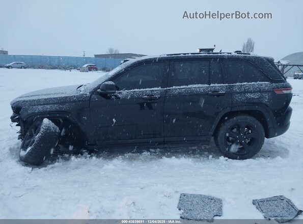1C4RJHBGXPC517909 2023 JEEP GRAND CHEROKEE Черный Вид задней части салона