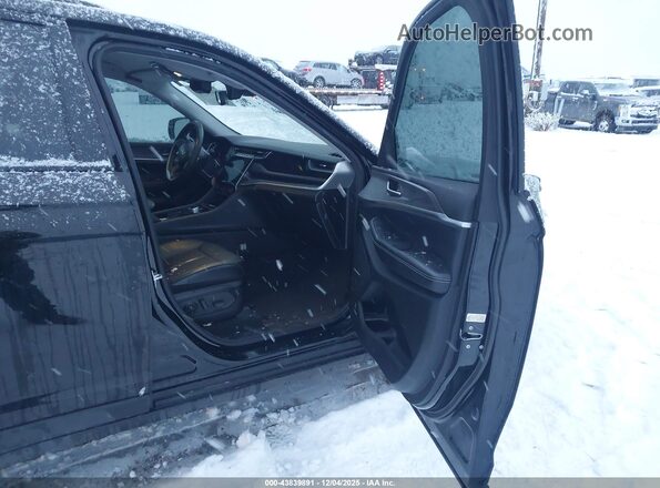 1C4RJHBGXPC517909 2023 JEEP GRAND CHEROKEE Черный Вид салона спереди