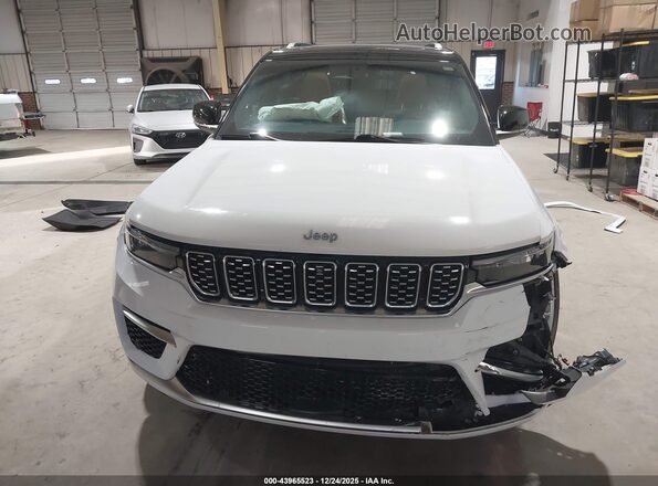 1C4RJYE67N8724924 2022 JEEP GRAND CHEROKEE 4XE White Widok wnętrza z tyłu