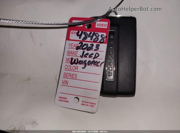 1C4SJVDPXPS501793 2023 JEEP WAGONEER Black Вид панелі приладів