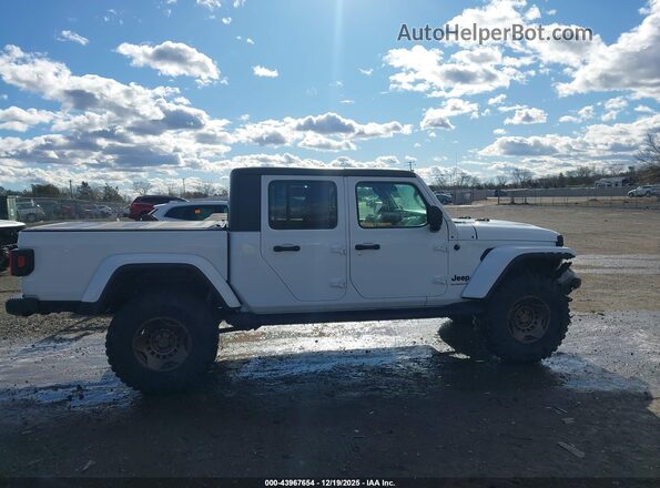 1C6HJTAG0ML597062 2021 JEEP GLADIATOR Белый Вид задней части салона