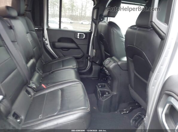 1C6HJTFG3LL133514 2020 JEEP GLADIATOR Silver Вид наклейки з VIN-кодом