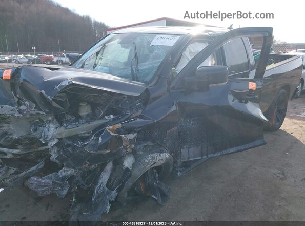 1C6RR7HT5JS116764 2018 RAM 1500 Черный Передняя левая четверть