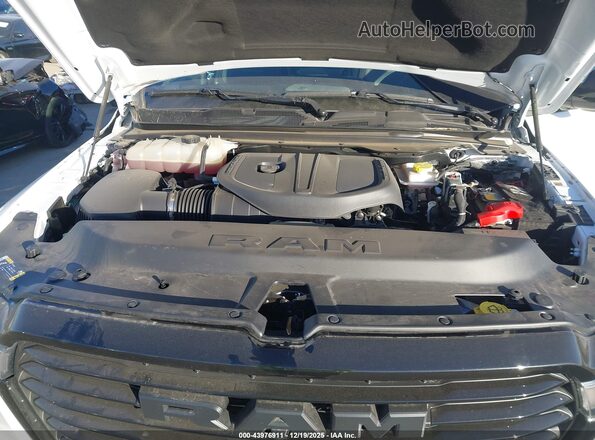 1C6SRFJP8SN752149 2025 RAM 1500 Белый Вид сзади