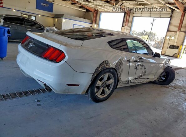 1FA6P8AM8G5220348 2016 FORD MUSTANG Белый Задняя правая четверть
