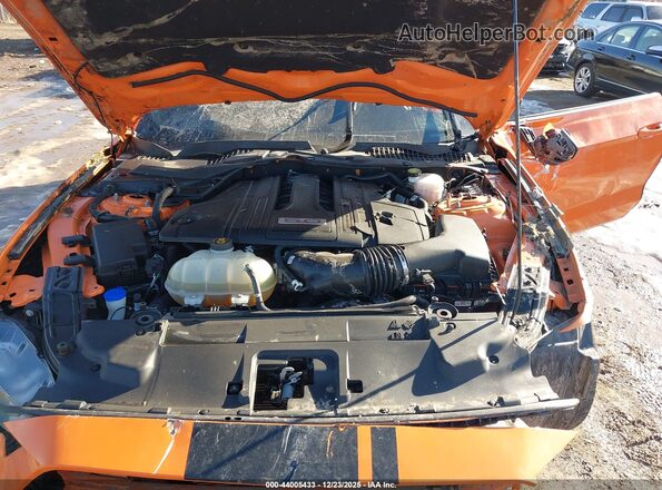 1FA6P8CF6M5148110 2021 FORD MUSTANG Оранжевый Вид сзади