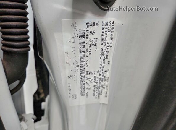 1FADP3F22HL217833 2017 FORD FOCUS White Widok komory silnika