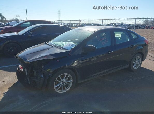 1FADP3F23JL252709 2018 FORD FOCUS Черный Передняя левая четверть