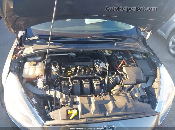 1FADP3F26GL365272 2016 FORD FOCUS Gray Rear view
