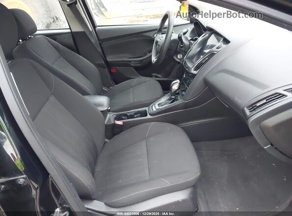 1FADP3F2XGL312249 2016 FORD FOCUS Black Front interior view