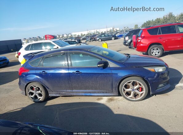 1FADP3L92HL254883 2017 FORD FOCUS ST Dark Blue Widok wnętrza z tyłu
