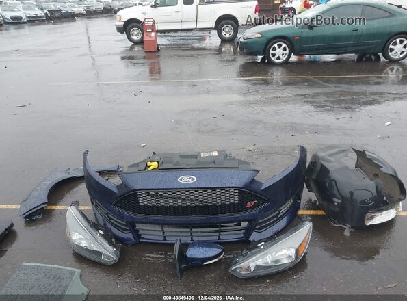 1FADP3L95GL344589 2016 FORD FOCUS ST Blue Vista interior trasera