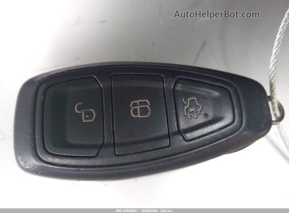1FADP3L97HL246083 2017 FORD FOCUS ST Черный Вид панели приборов