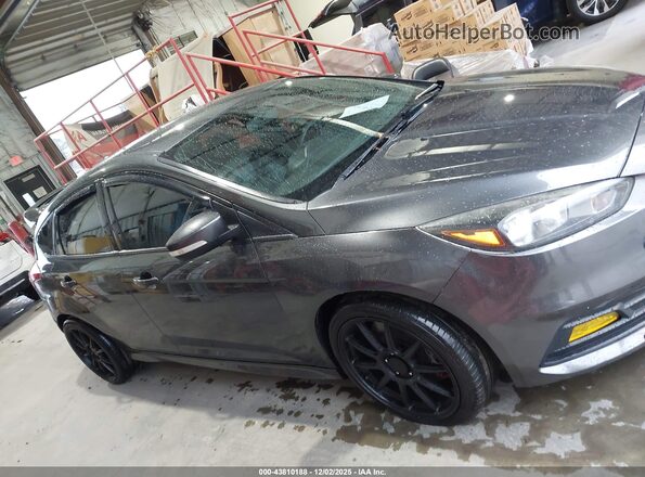 1FADP3L97HL269539 2017 FORD FOCUS ST Gray Widok wnętrza z tyłu