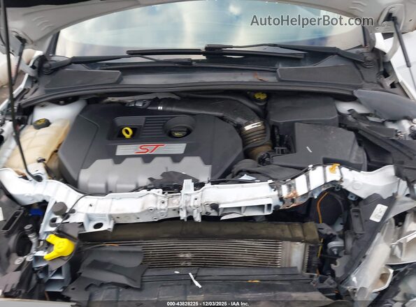 1FADP3L98HL276175 2017 FORD FOCUS ST Белый Вид сзади