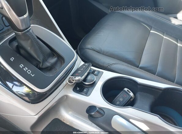 1FADP5CU8GL100208 2016 FORD C-MAX ENERGI Gray Widok deski rozdzielczej