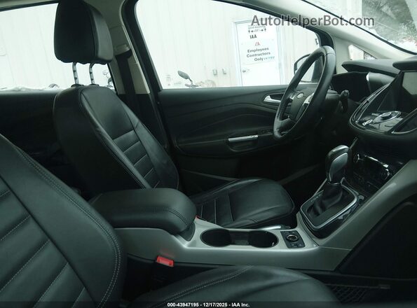 1FADP5CUXGL114286 2016 FORD C-MAX ENERGI Red Widok wnętrza z przodu