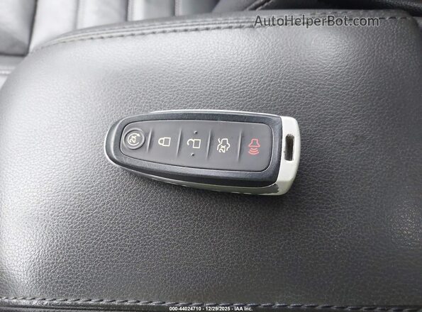 1FADP5FU2HL102601 2017 FORD C-MAX ENERGI Серый Вид панели приборов