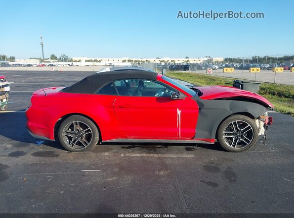 1FATP8UH0M5116367 2021 FORD MUSTANG Red Rear interior view