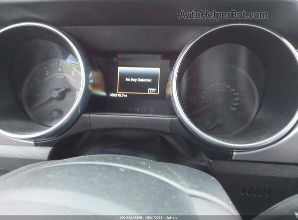 1FATP8UH6P5105099 2023 FORD MUSTANG Gray Widok tylnych siedzeń
