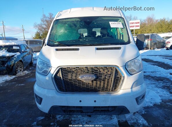 1FBAX2C83NKA73702 2022 FORD PASSENGER White Սարքավորումների վահանակի տեսք