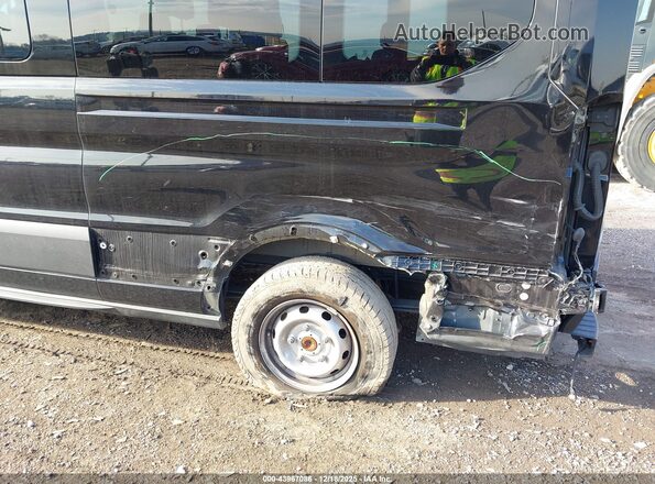 1FBAX2C86PKB37668 2023 FORD PASSENGER Black Widok z przodu