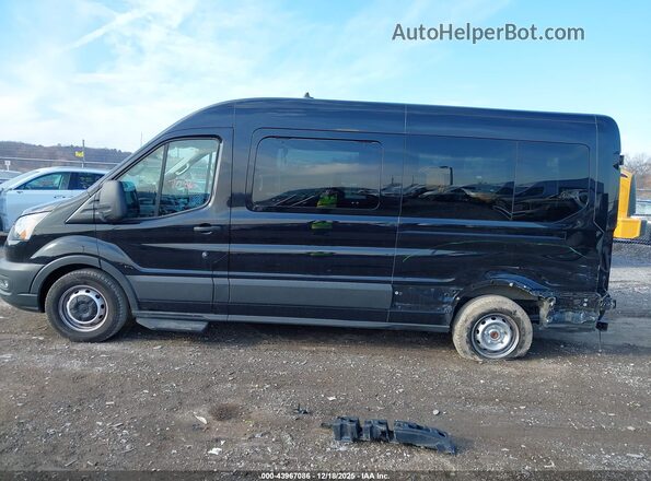 1FBAX2C86PKB37668 2023 FORD PASSENGER Black Widok wnętrza 360 stopni
