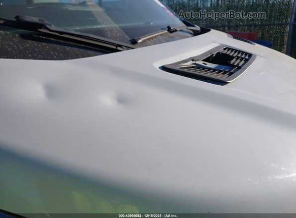 1FBAX2Y85MKA66046 2021 FORD PASSENGER White Вид спереду