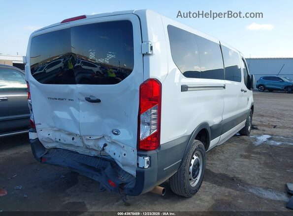 1FBAX2Y89NKA05901 2022 FORD PASSENGER White Trasero derecho
