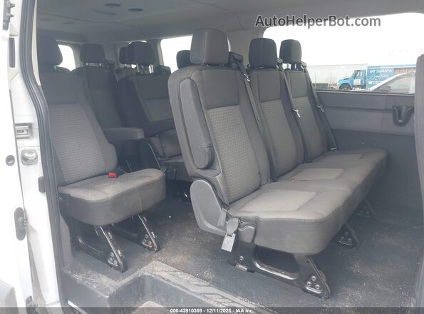 1FBAX2YG0PKB07968 2023 FORD PASSENGER White VIN կոդի պիտակի տեսք