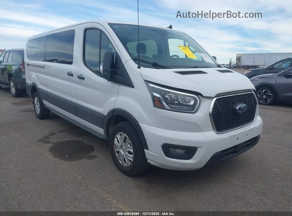 1FBAX2YG0PKB07968 2023 FORD PASSENGER White Առջևի աջ