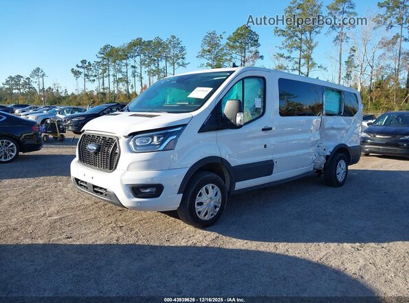 1FBAX2YG2PKB08085 2023 FORD PASSENGER White Front left